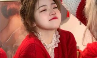 新年氛围感女生头像